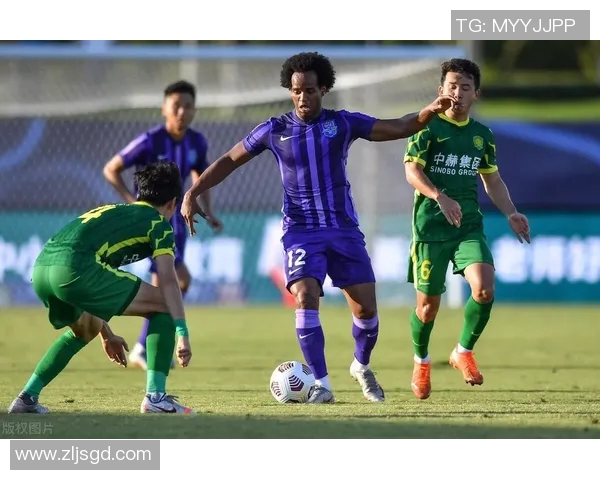 杭州足球队个人能力引发热议球迷观点分歧引发讨论 杭州足球队个人能力引发热议球迷观点分歧引发讨论