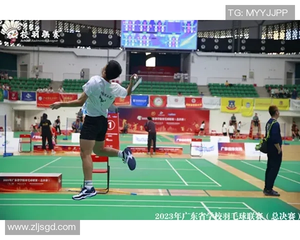 杭州羽毛球队荣登全国羽毛球配合排行榜第三名展现实力与团队默契