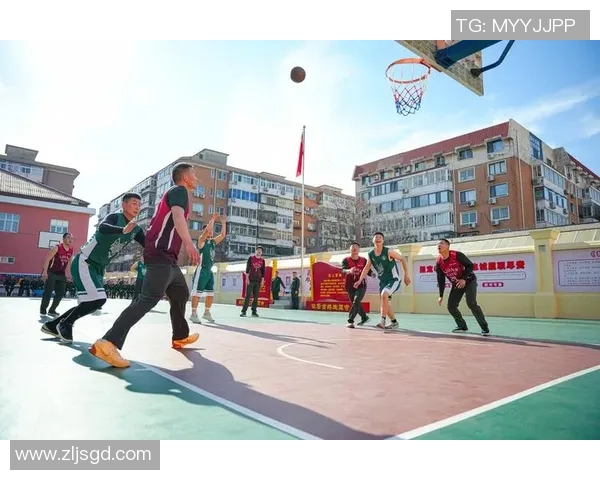 北京与天津球迷激情对抗赛揭幕球场内外的热血与友谊交织 北京与天津球迷激情对抗赛揭幕球场内外的热血与友谊交织